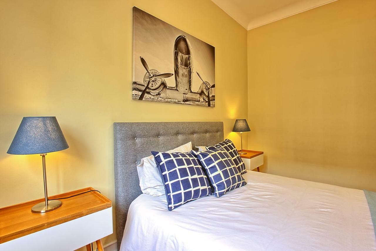 Almirante 3-Four Bedrooms Lisbon Bagian luar foto