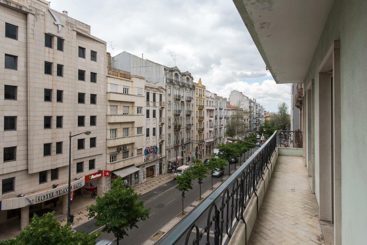 Almirante 3-Four Bedrooms Lisbon Bagian luar foto