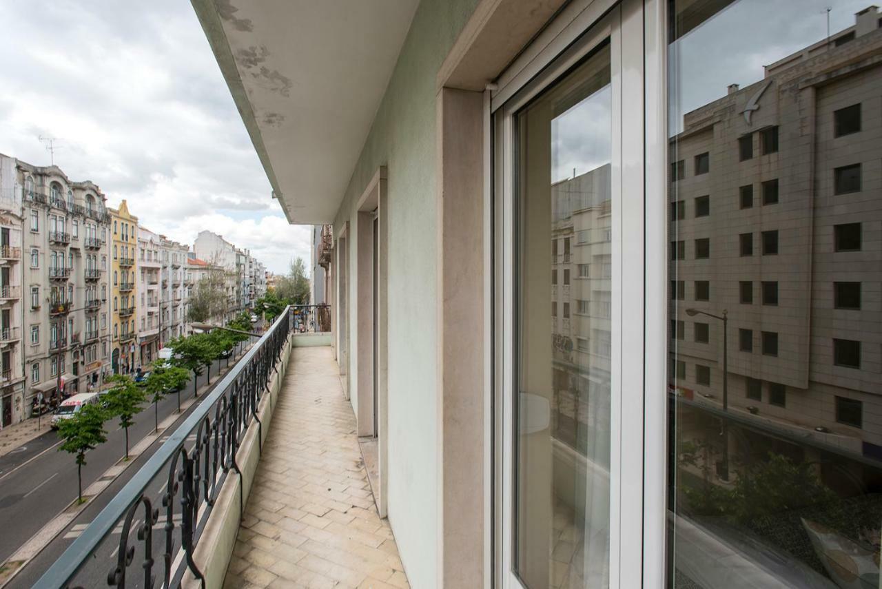 Almirante 3-Four Bedrooms Lisbon Bagian luar foto