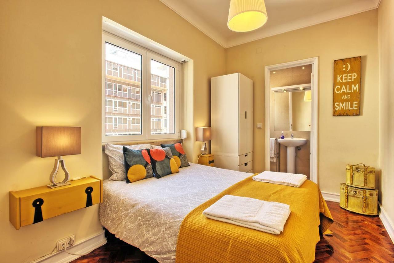 Almirante 3-Four Bedrooms Lisbon Bagian luar foto