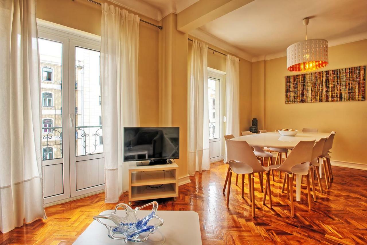 Almirante 3-Four Bedrooms Lisbon Bagian luar foto
